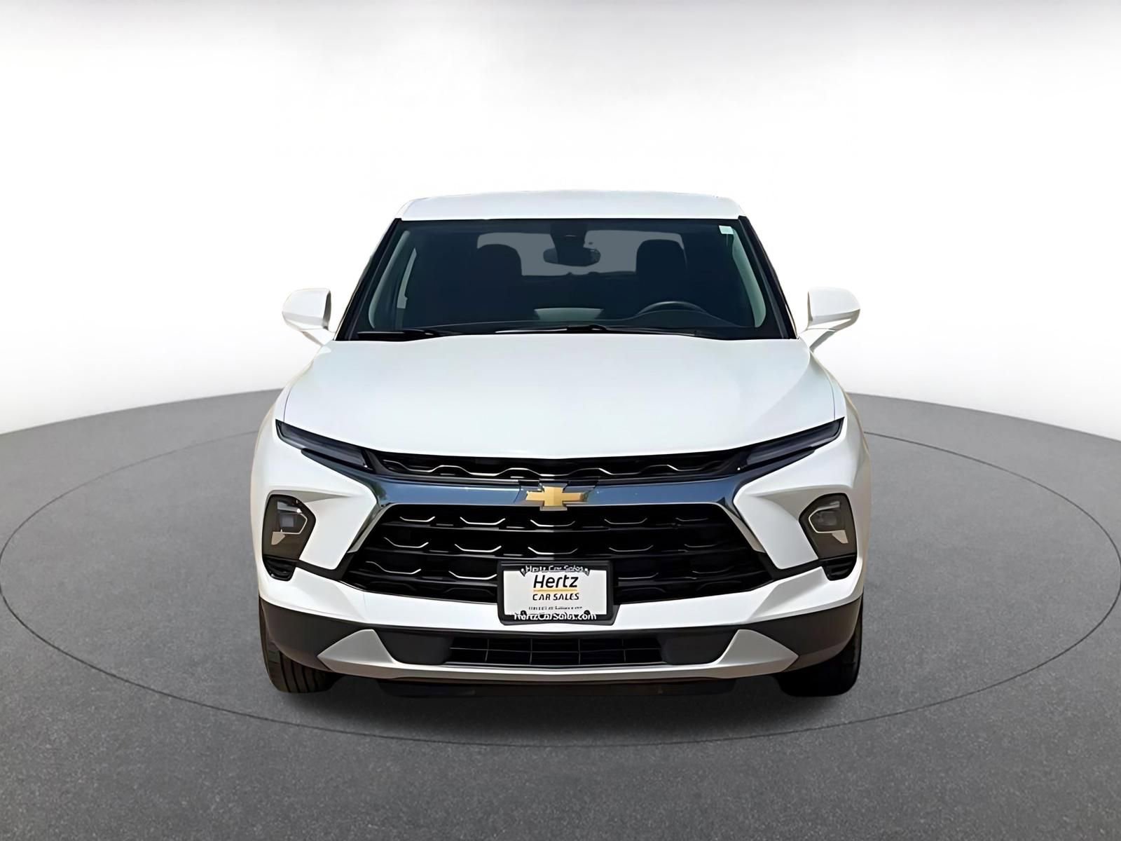 Used 2025 Chevrolet Blazer LT image 4