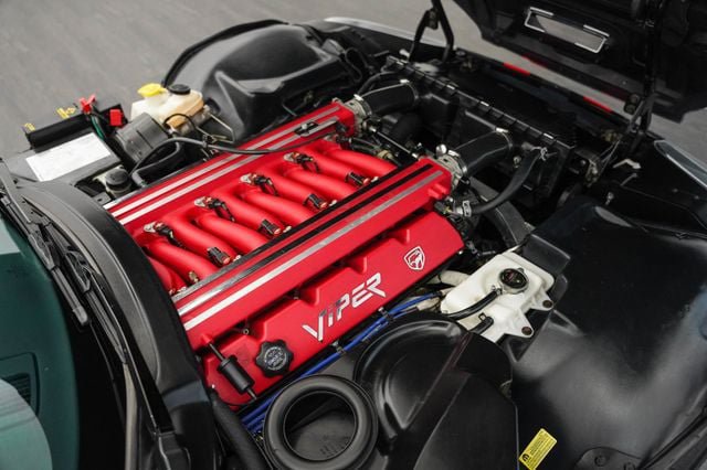 Used 2000 Dodge Viper GTS RWD image 13