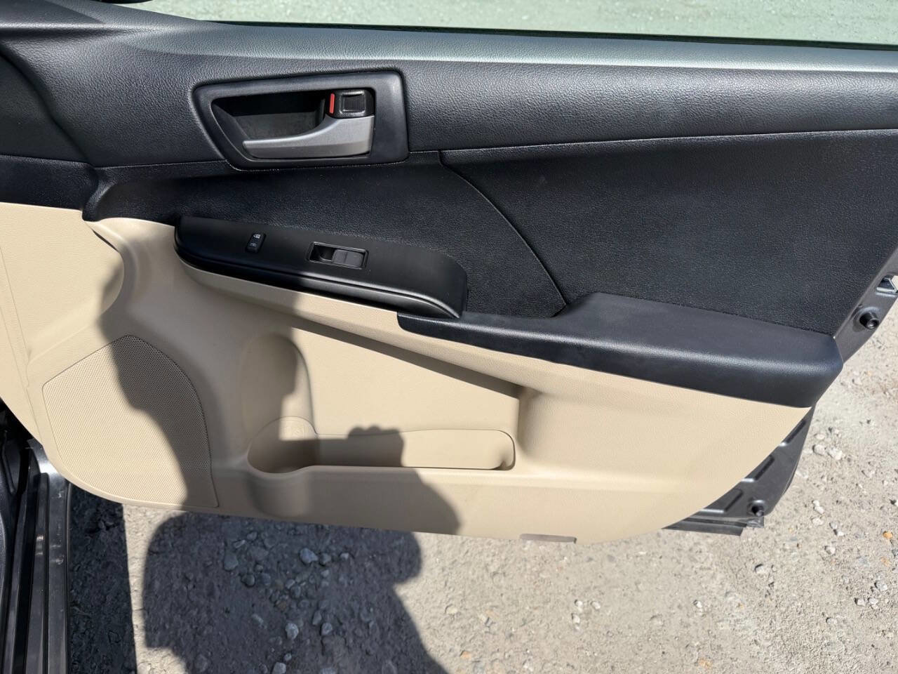 Used 2012 Toyota Camry LE image 20