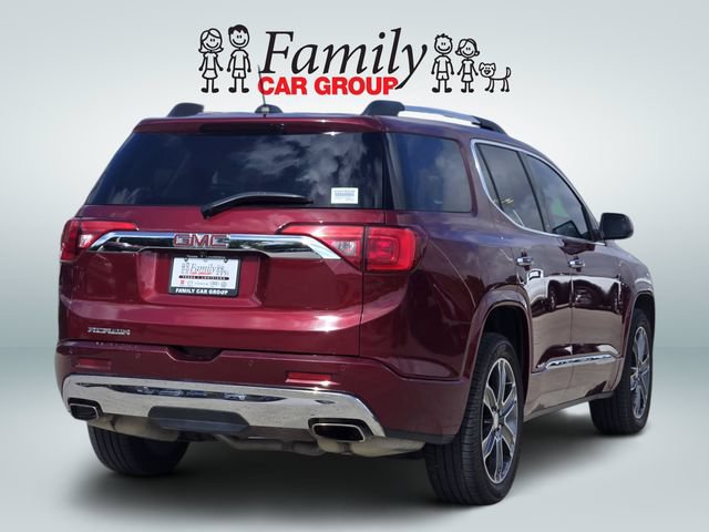 Used 2017 GMC Acadia Denali w/ Technology Package FWD image 4