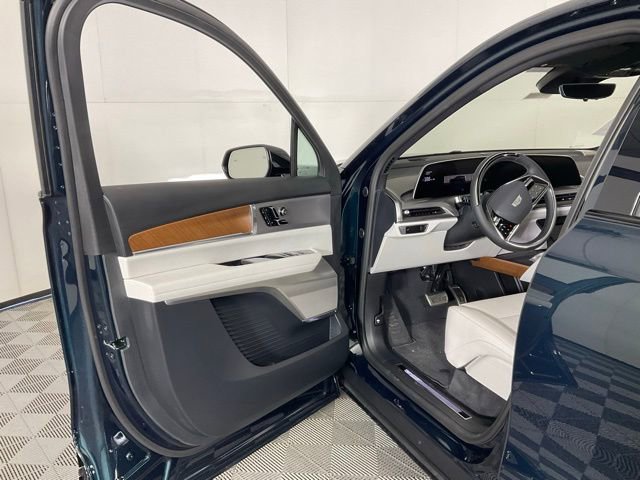 New 2026 Cadillac Vistiq Luxury image 22