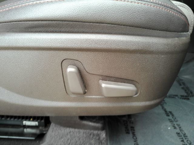 Used 2020 Hyundai Santa Fe SEL w/ Convenience + Premium Package FWD image 24