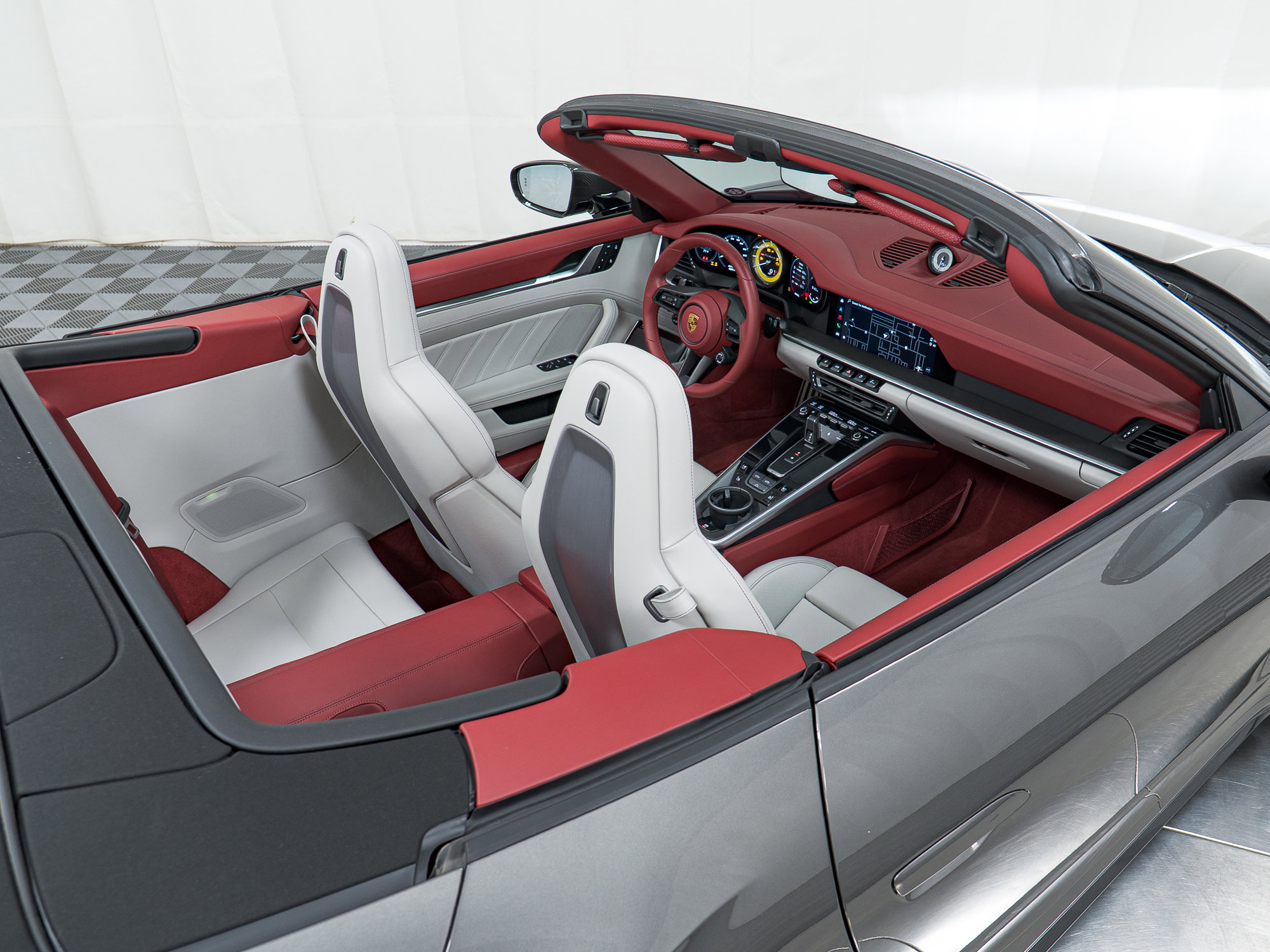 Certified 2022 Porsche 911 Turbo S AWD/4WD image 30
