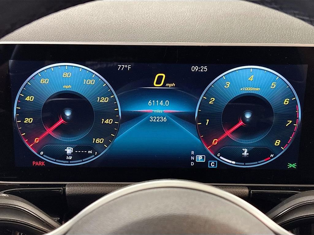 Used 2021 Mercedes-Benz GLA 250 image 10
