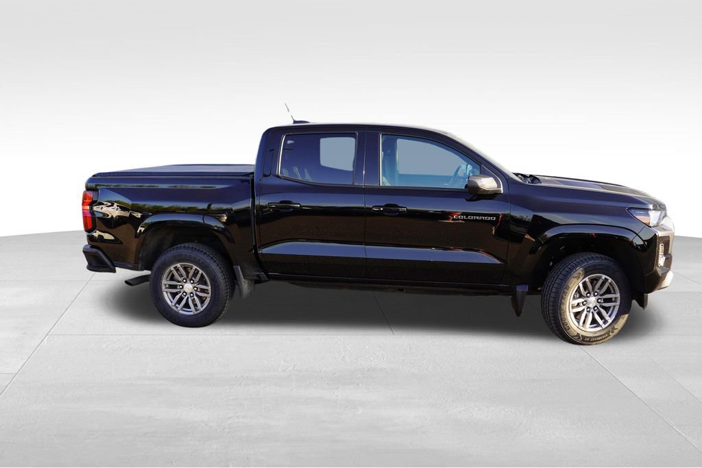 Certified 2023 Chevrolet Colorado LT w/ LT Convenience Package II AWD/4WD image 3
