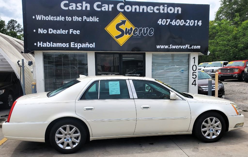 Used 2011 Cadillac DTS Premium FWD image 7