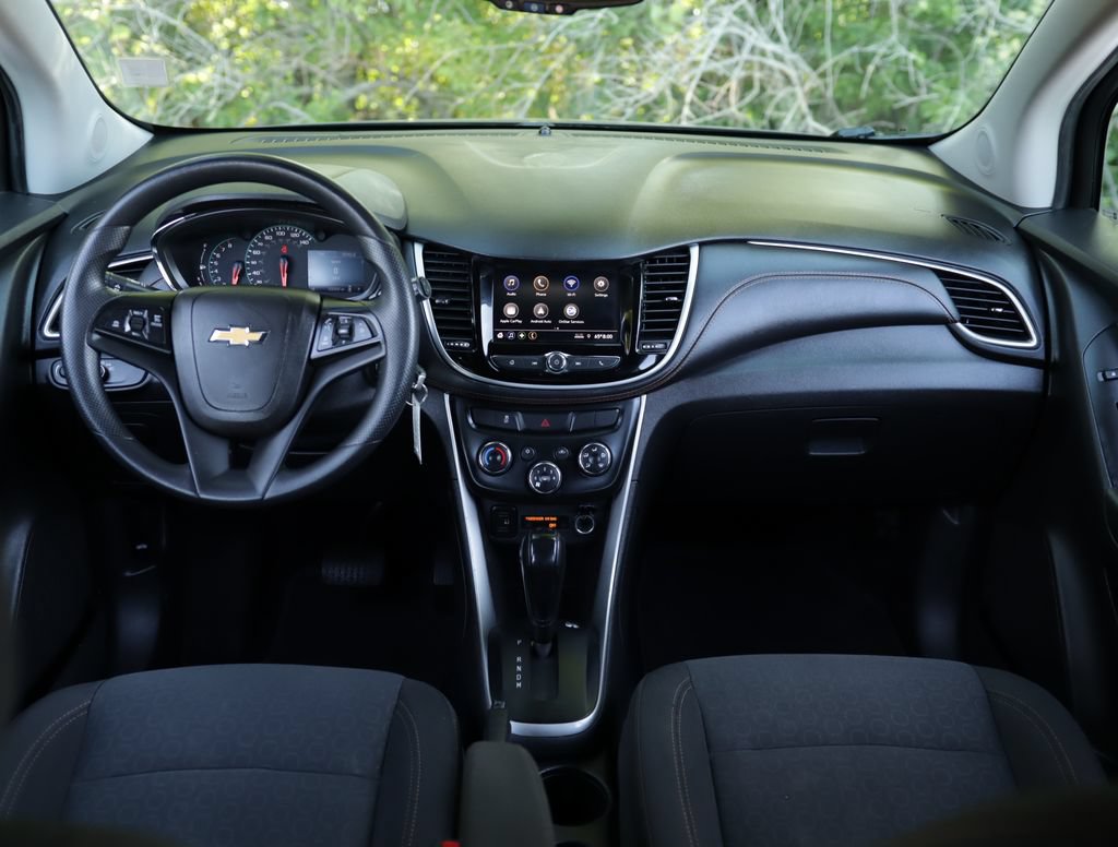 Used 2021 Chevrolet Trax LS w/ Tint and Cruise Package FWD image 17