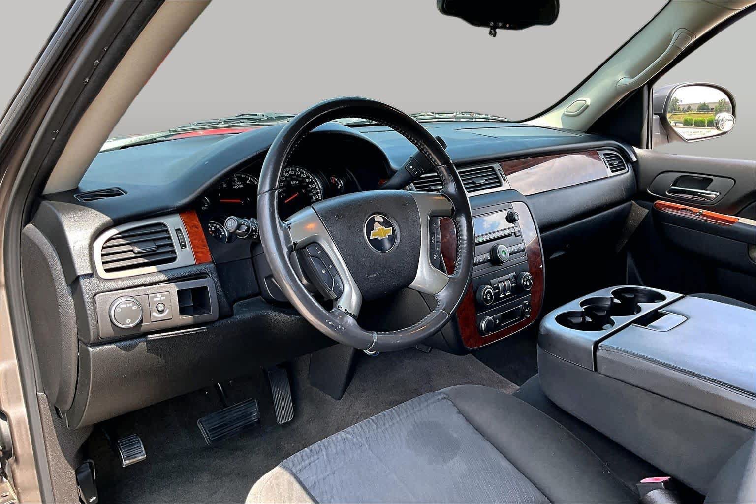 Used 2011 Chevrolet Tahoe LS RWD image 17