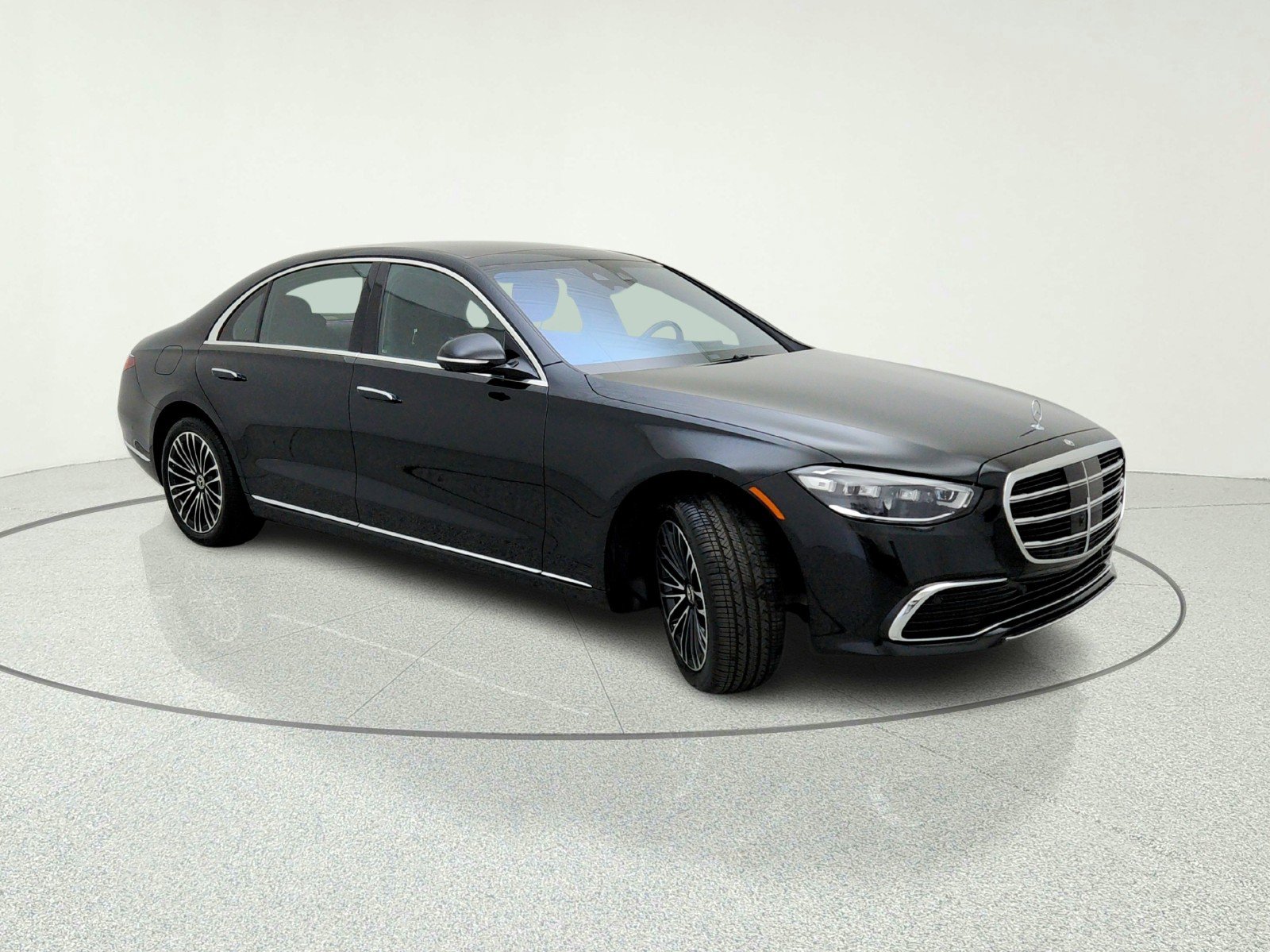 Certified 2026 Mercedes-Benz S 500 4MATIC image 5