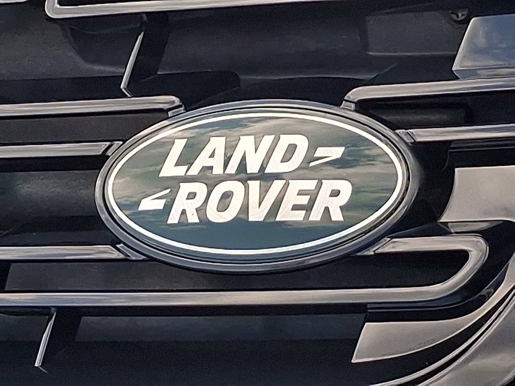 New 2026 Land Rover Range Rover Evoque Hoxton AWD/4WD image 18