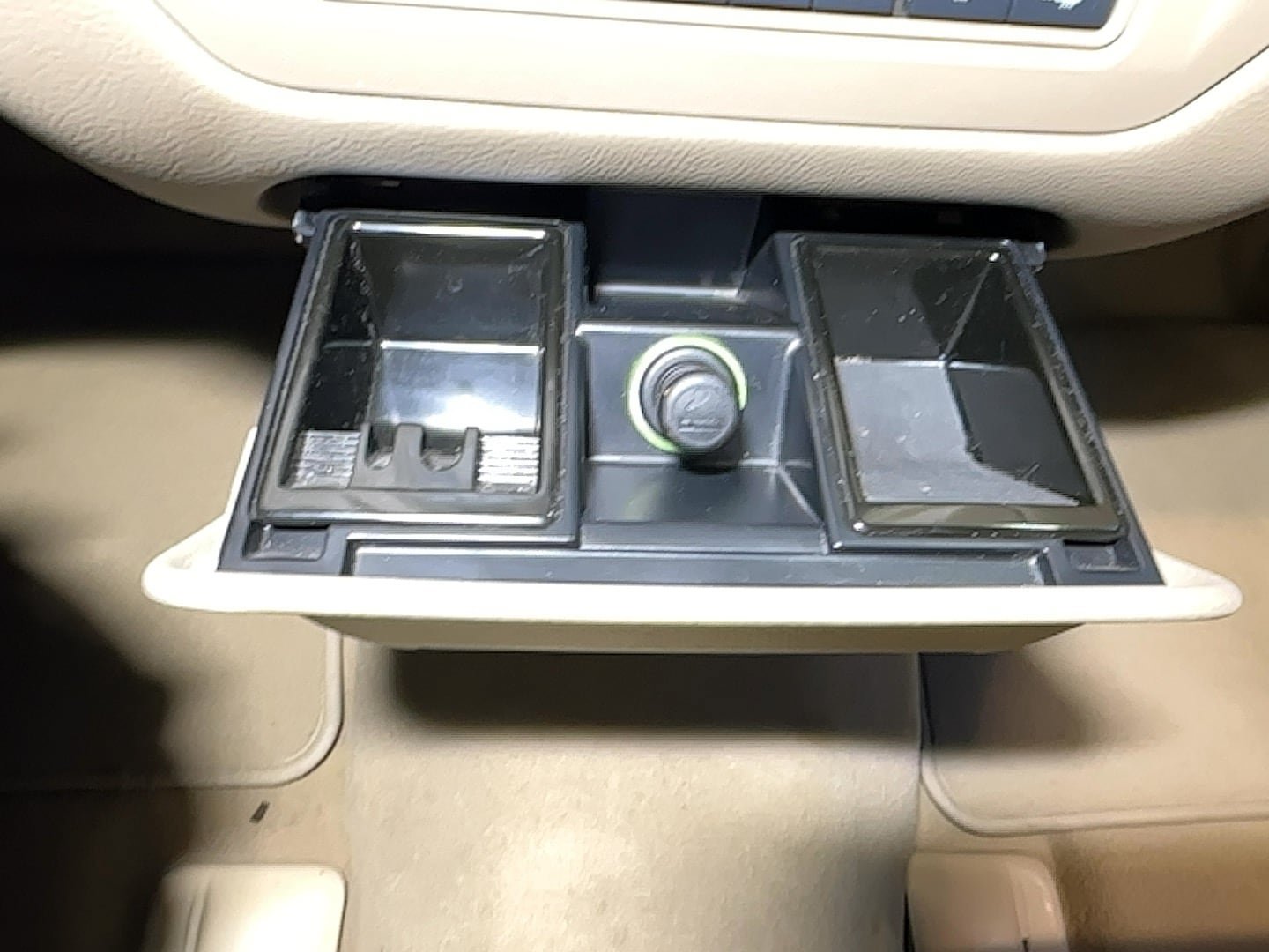 Used 2007 Lincoln Town Car Signature RWD image 29