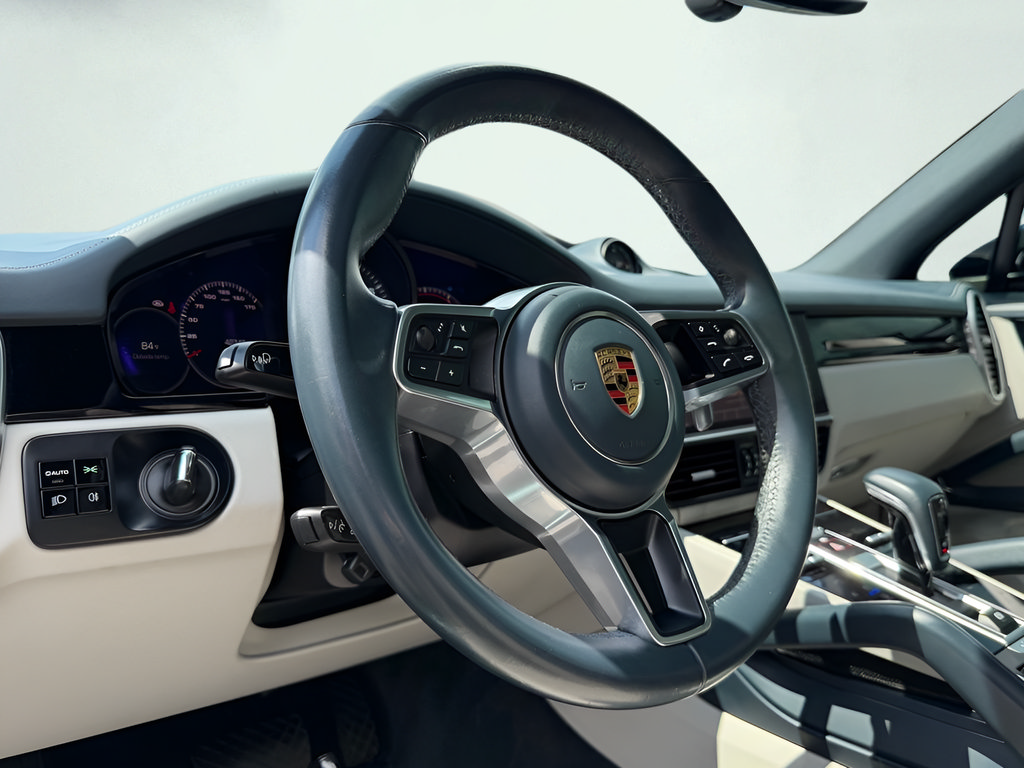 Used 2021 Porsche Cayenne AWD/4WD image 42