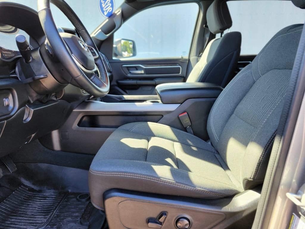 Used 2023 RAM 1500 Big Horn AWD/4WD image 16