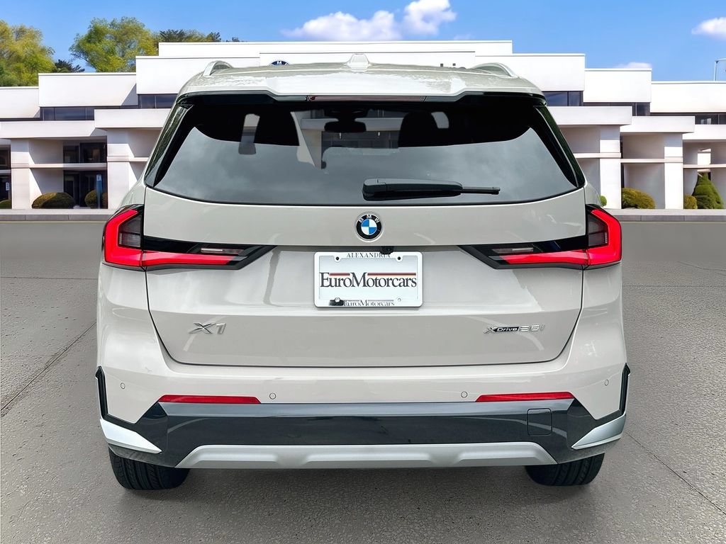 New 2027 BMW X1 xDrive28i AWD/4WD image 6