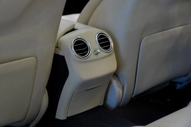 Used 2018 Mercedes-Benz E 300 image 43
