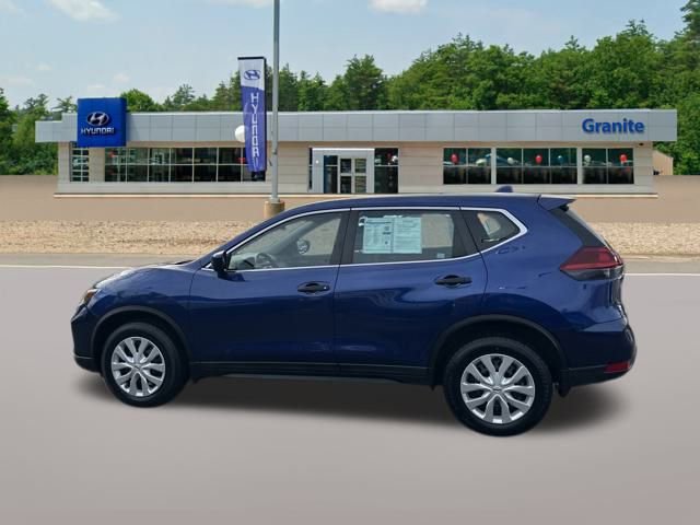 Used 2019 Nissan Rogue S image 10