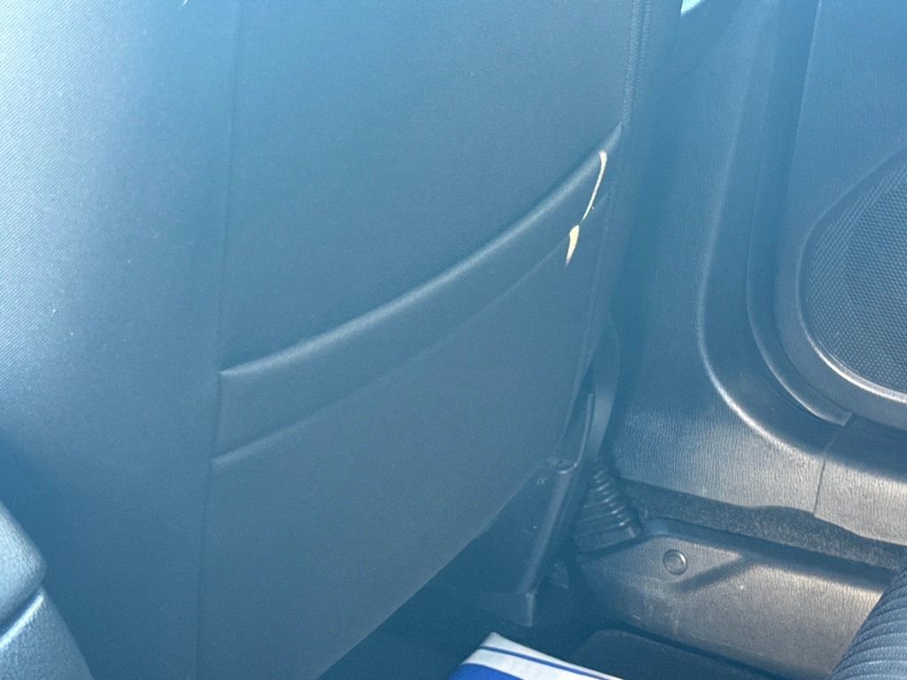 Used 2014 MAZDA MAZDA3 i Touring image 40