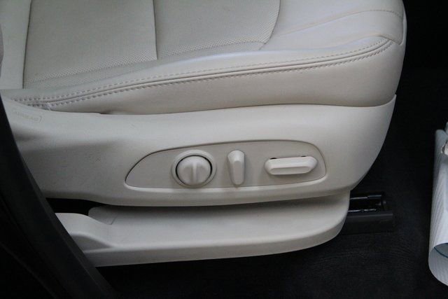 Used 2023 Buick Enclave Essence w/ Experience Buick Package image 10
