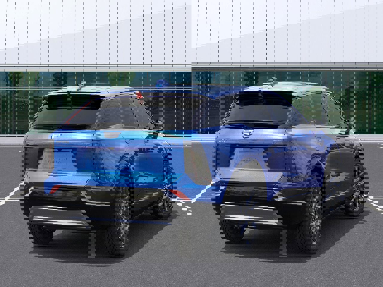 New 2026 Cadillac Optiq Luxury 1 image 4