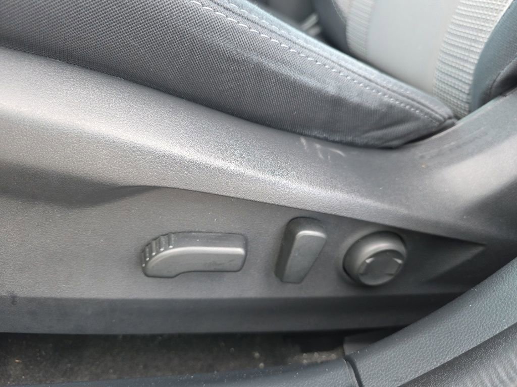 Used 2021 Subaru Outback Premium image 11