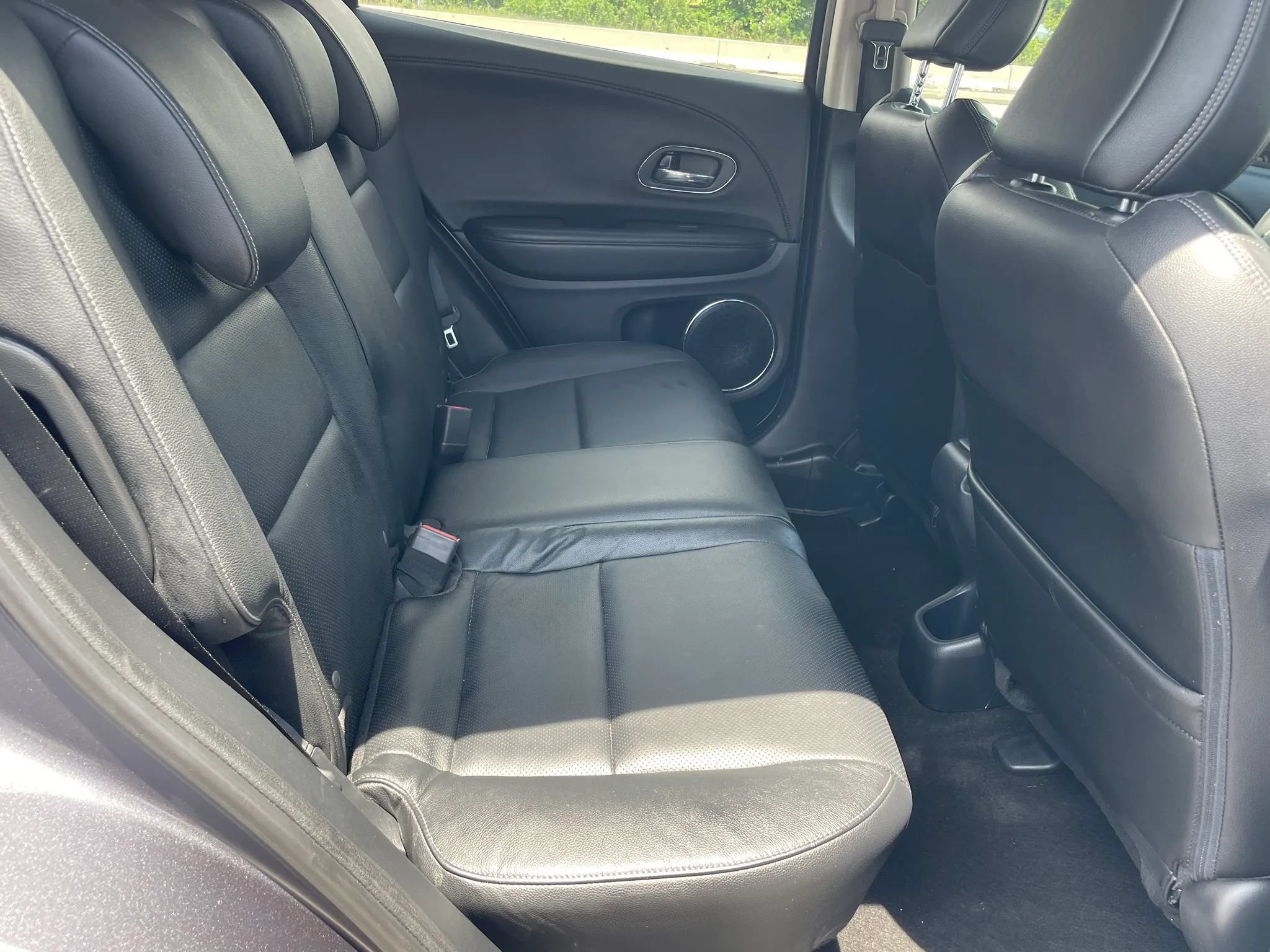 Used 2022 Honda HR-V EX-L image 11