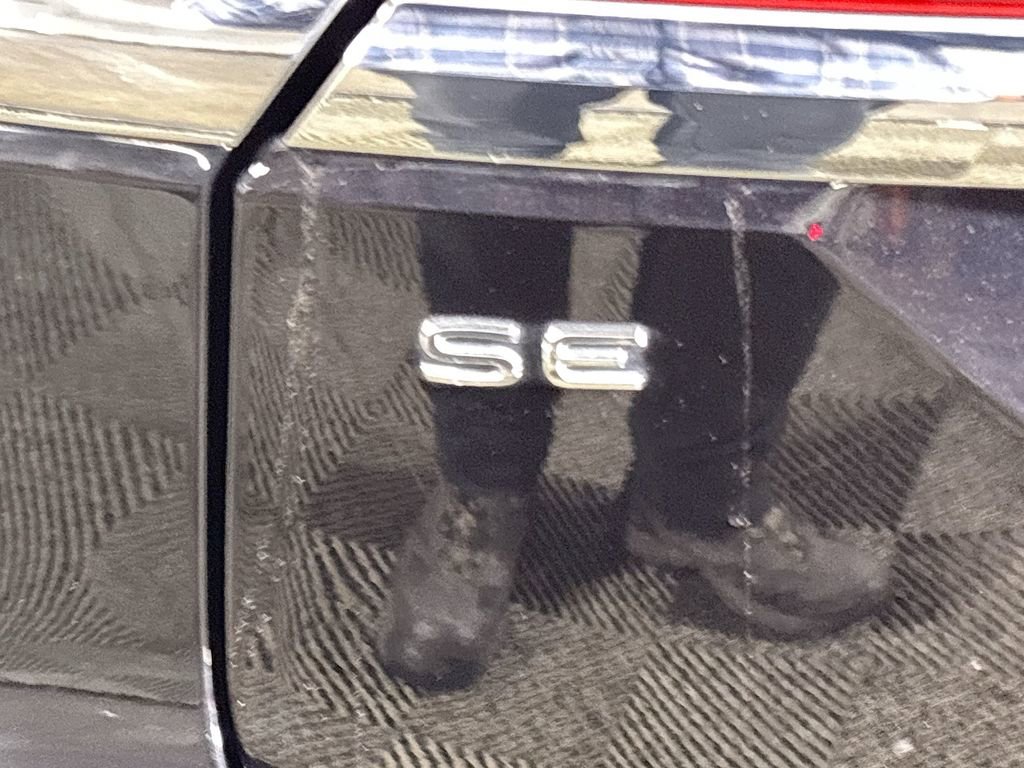 Used 2024 Volkswagen Atlas SE image 23