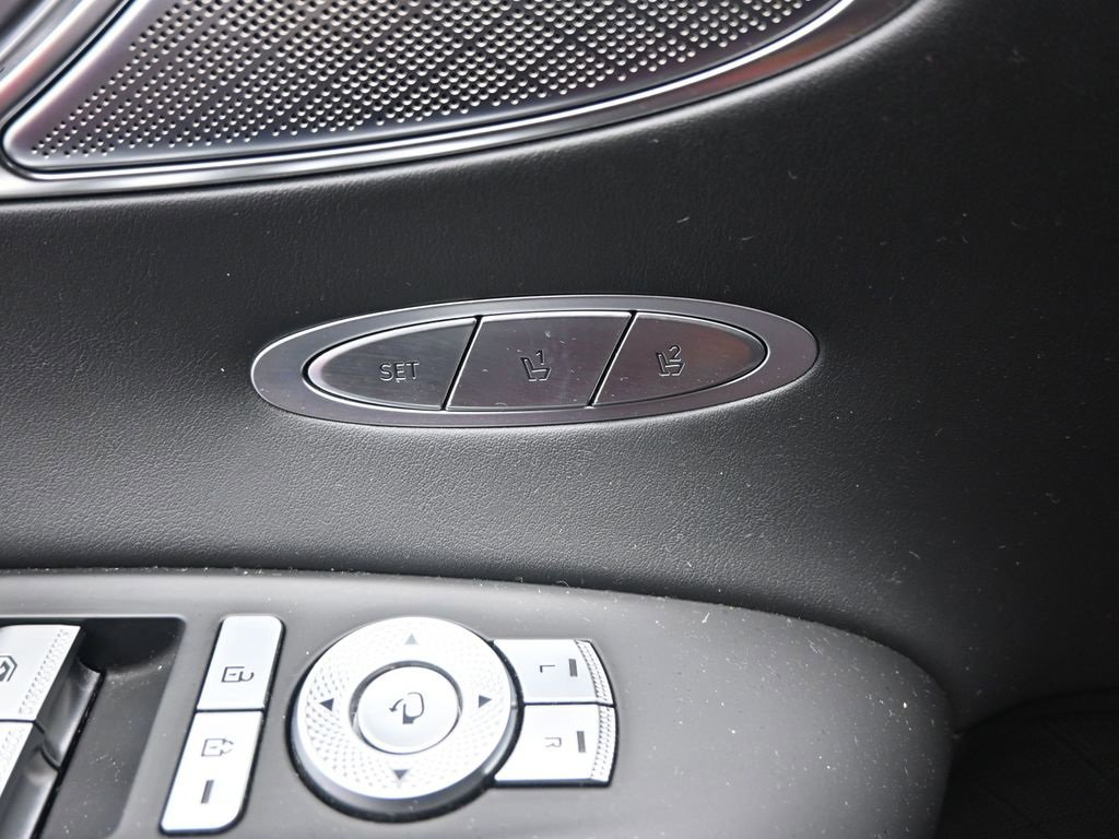 Used 2022 Genesis GV70 3.5T Sport w/ Sport Prestige Package image 22