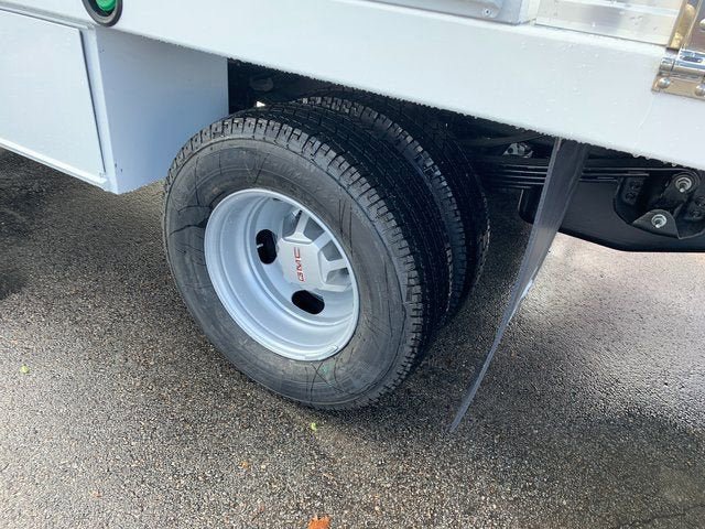 New 2026 GMC Sierra 3500 Pro w/ Convenience Package RWD image 10