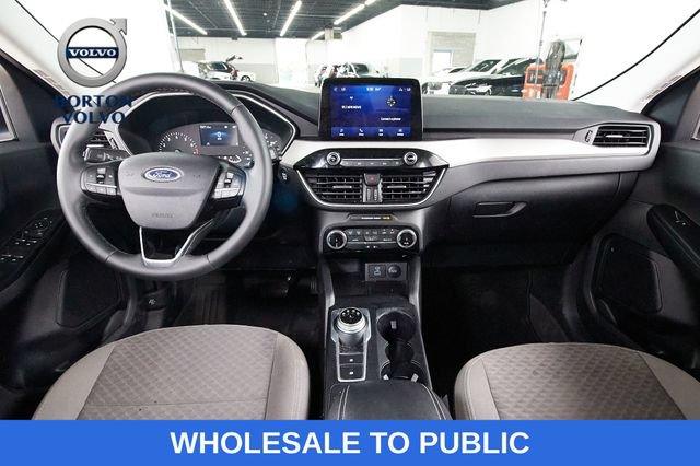 Used 2022 Ford Escape SE w/ Convenience Package FWD image 6