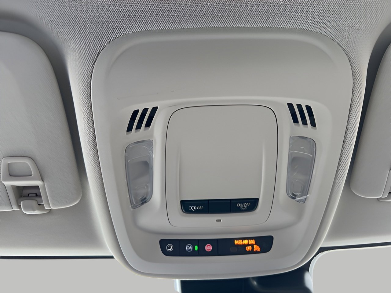 Used 2022 Buick Envision Preferred image 16