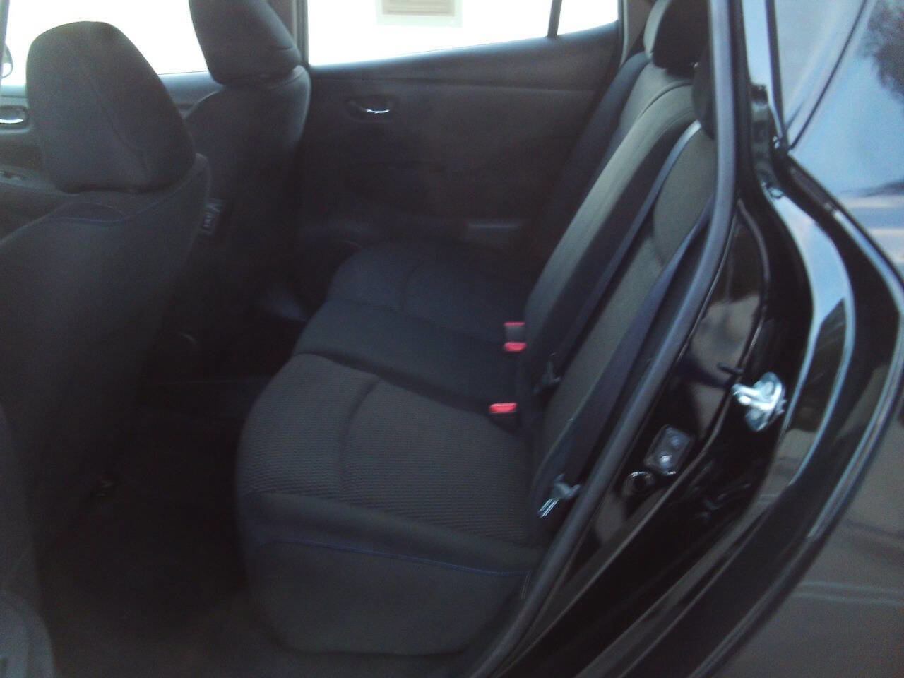 Used 2015 Nissan Leaf S w/ Charge Package image 10