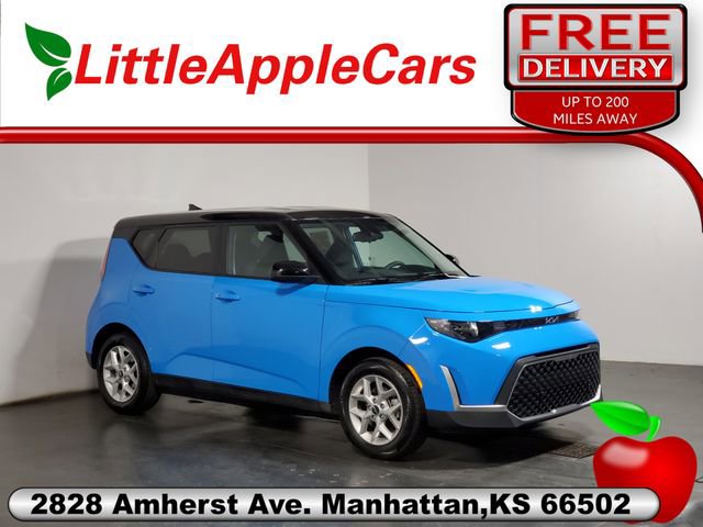 Used 2023 Kia Soul S image 1