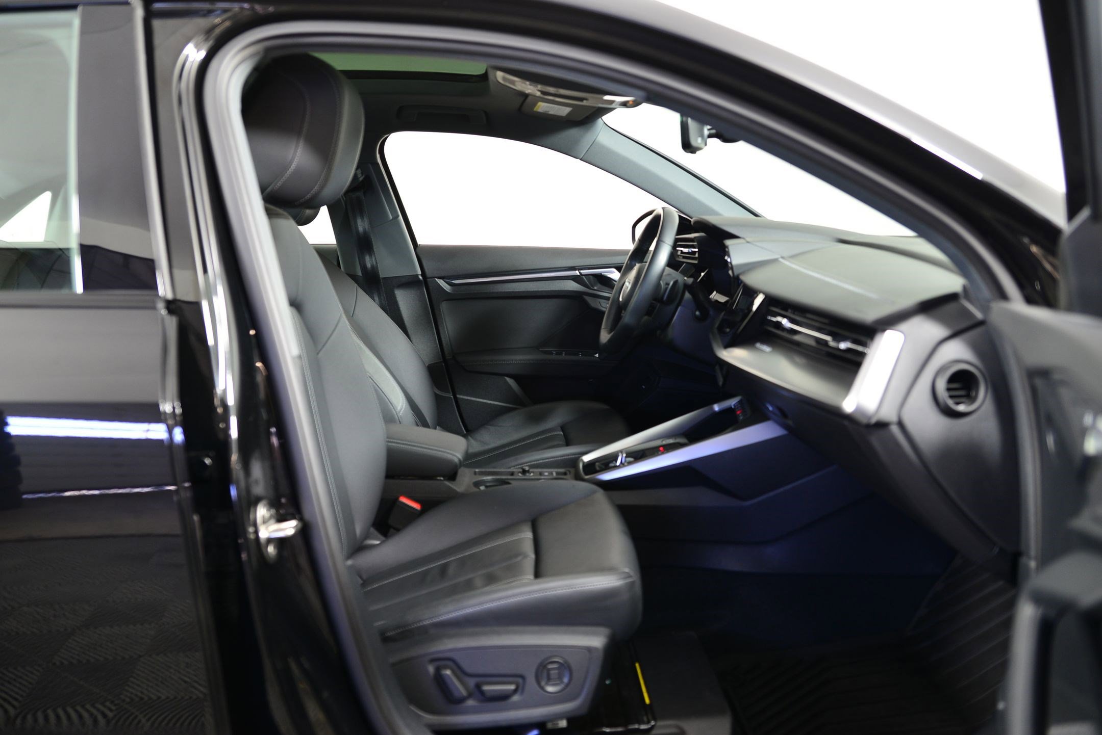 Certified 2024 Audi A3 2.0T Premium image 19