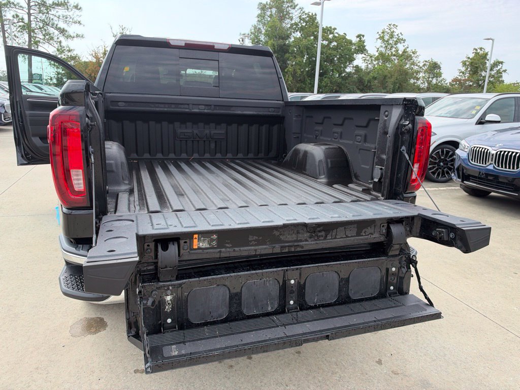 Used 2022 GMC Sierra 1500 SLT w/ SLT Premium Plus Package RWD image 25