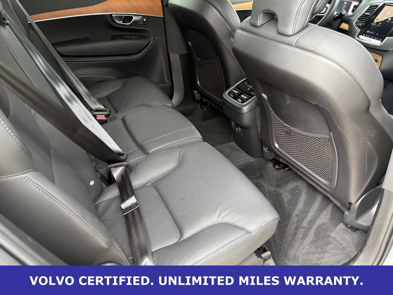 Certified 2024 Volvo XC90 B6 Plus w/ Protection Package Premier image 33