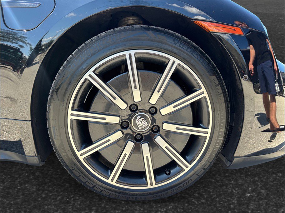 Used 2020 Porsche Taycan 4S w/ Premium Package AWD/4WD image 13