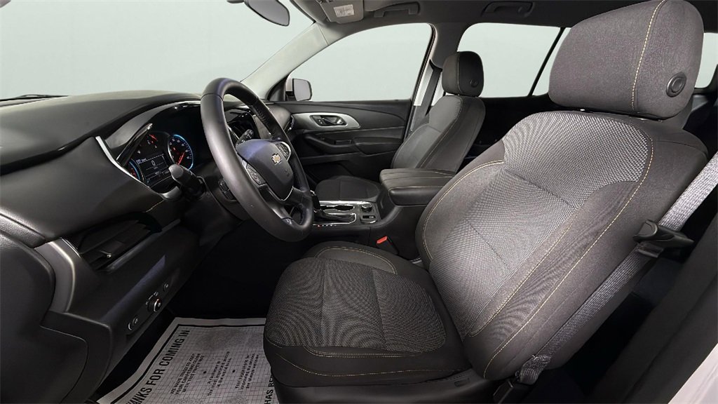 Used 2018 Chevrolet Traverse LT image 17