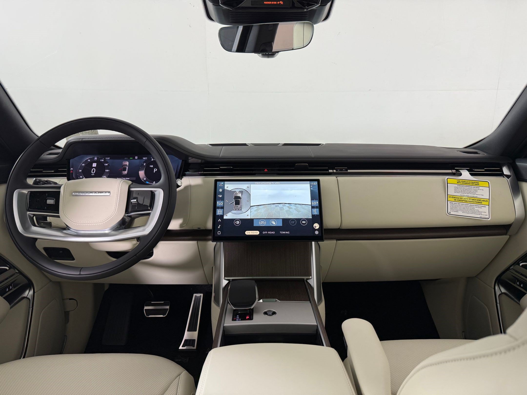 New 2026 Land Rover Range Rover Long Wheelbase SE AWD/4WD image 16