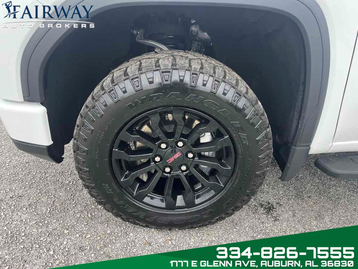 Used 2023 GMC Sierra 1500 AT4X image 40