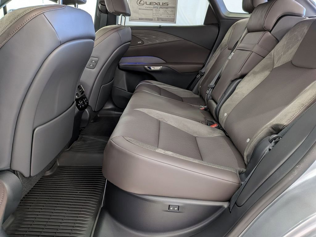 New 2026 Lexus RX 450h Luxury image 31