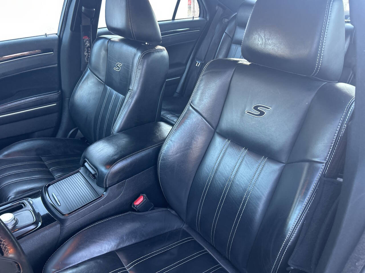 Used 2021 Chrysler 300 S image 11