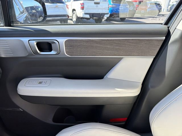 Used 2025 Hyundai Santa Fe Calligraphy image 24