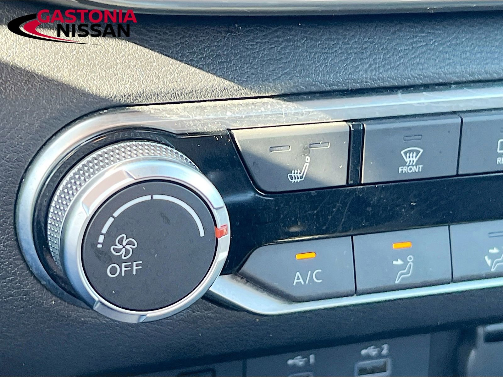 Used 2024 Nissan Altima 2.5 SR w/ SR Premium Package FWD image 27