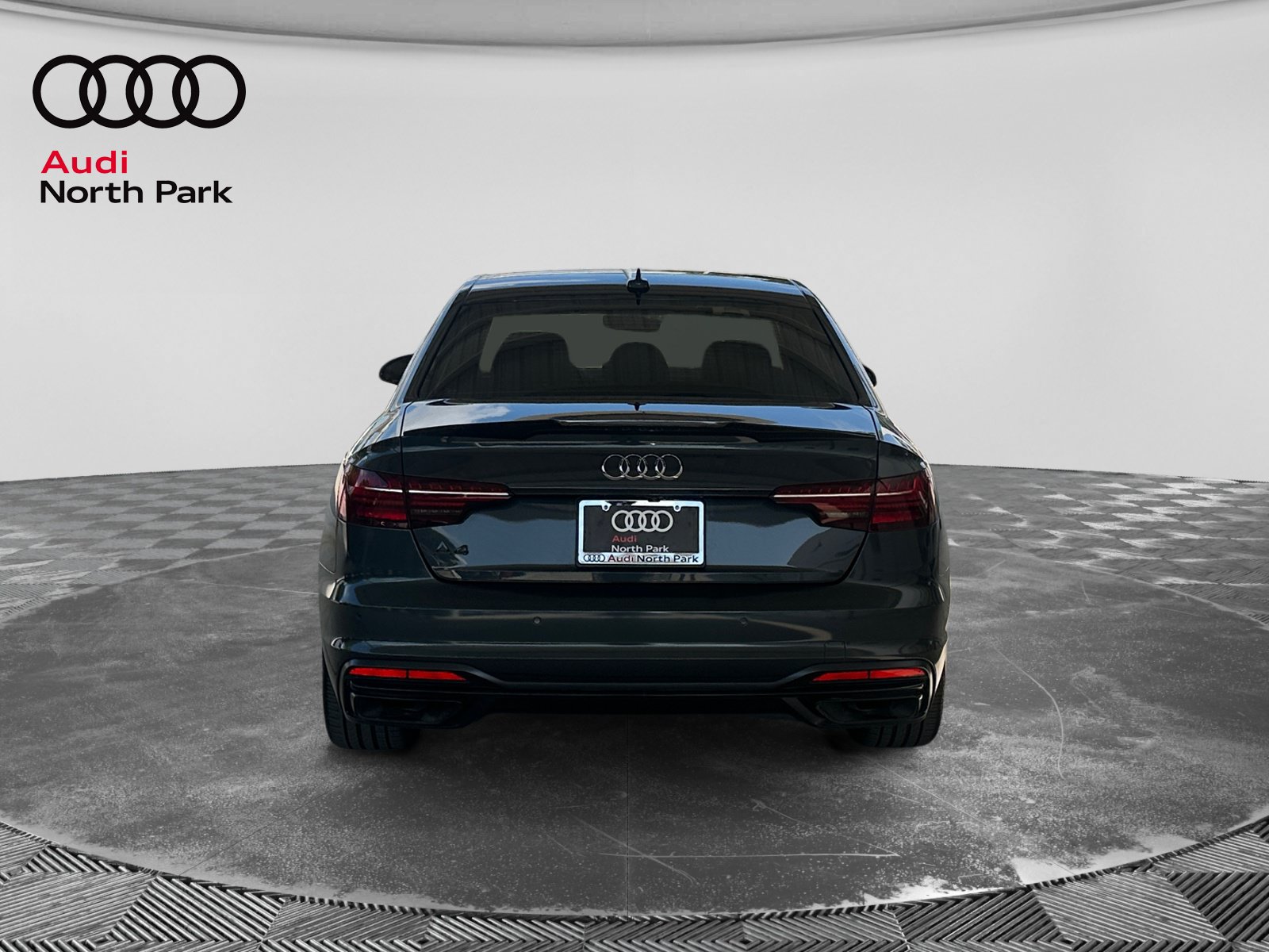 Used 2020 Audi A4 2.0T Premium Plus w/ Premium Plus Package FWD image 4