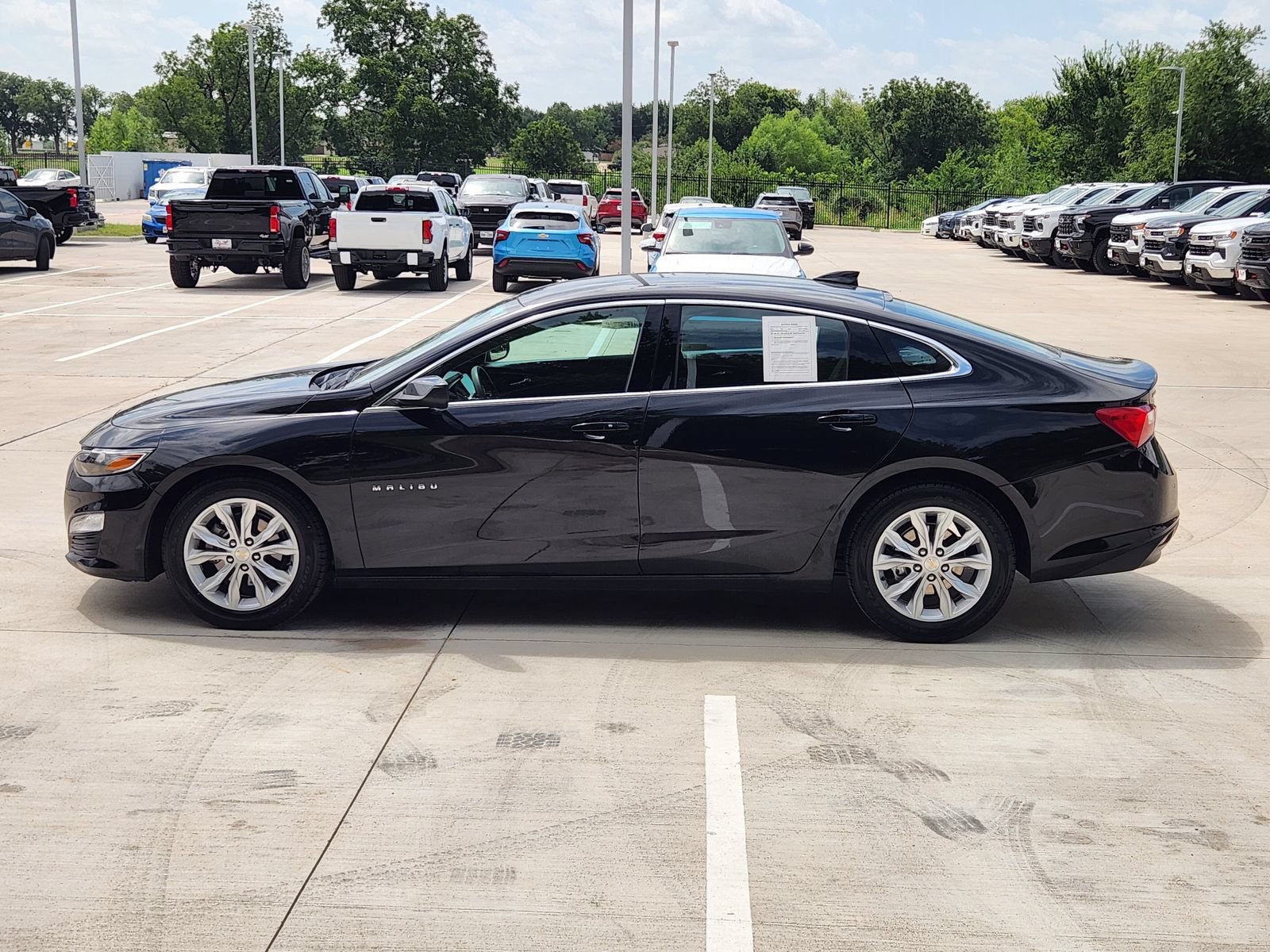 Used 2024 Chevrolet Malibu LT FWD image 7