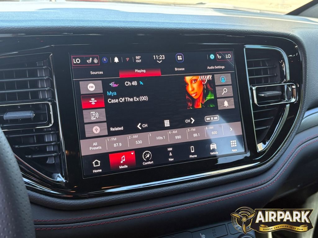 New 2026 Dodge Durango GT w/ Blacktop Package AWD/4WD image 18