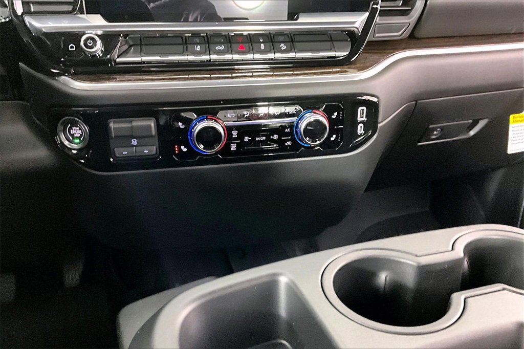 New 2026 GMC Sierra 2500 SLE w/ SLE Value Package; image 7