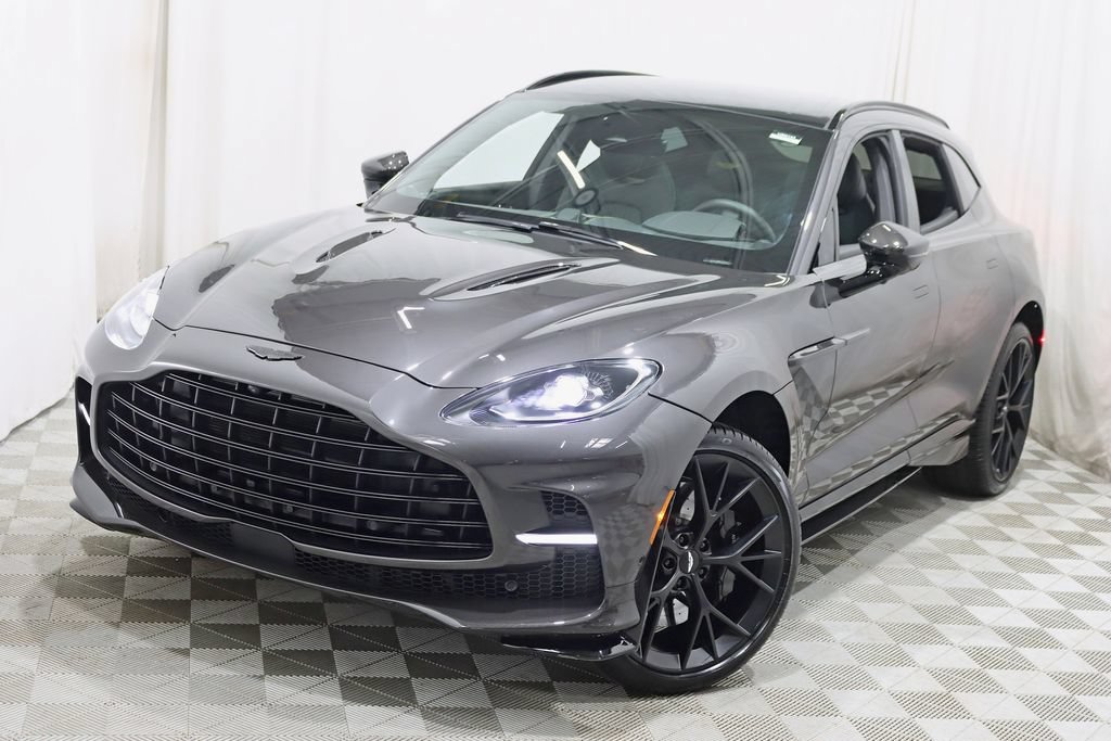 Used 2025 Aston Martin DBX 707 AWD/4WD image 9