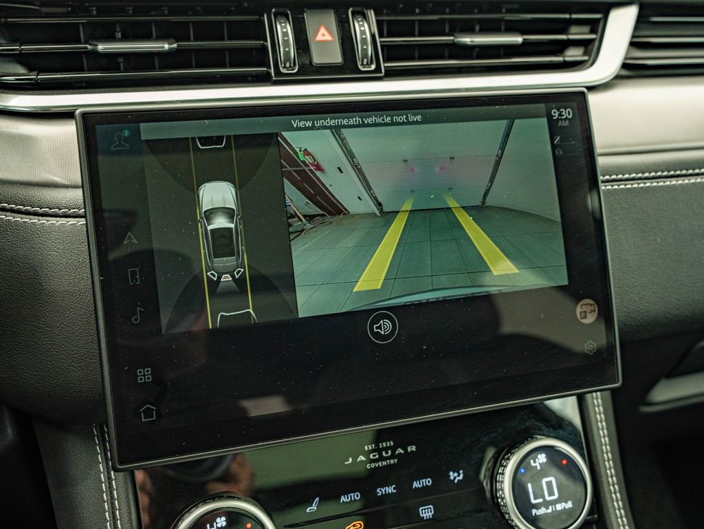 Certified 2025 Jaguar F-PACE R-Dynamic S AWD/4WD image 24