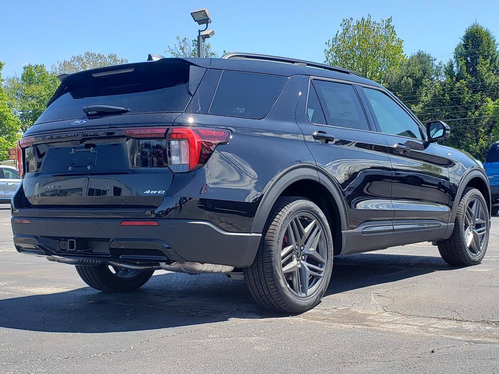 New 2026 Ford Explorer ST-Line AWD/4WD image 7